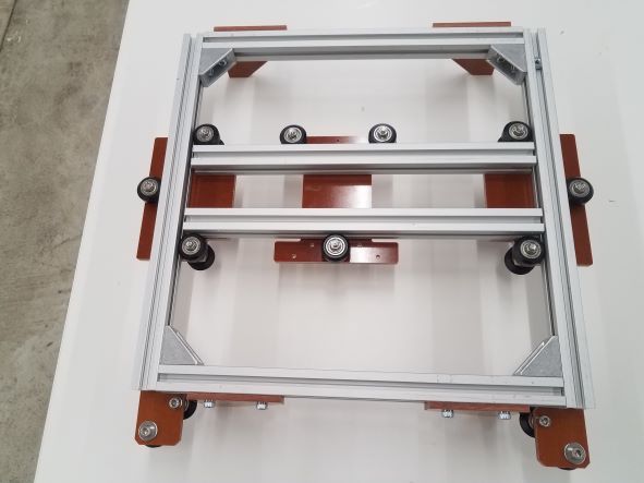 UrumbotXYZ/fixed_z_axis_may_2022/img/xy_top.jpg
